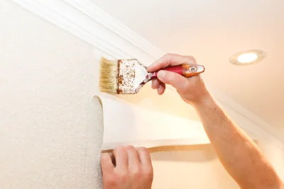 Pose de papier peint aux Angles — revêtements muraux et toiles de verre